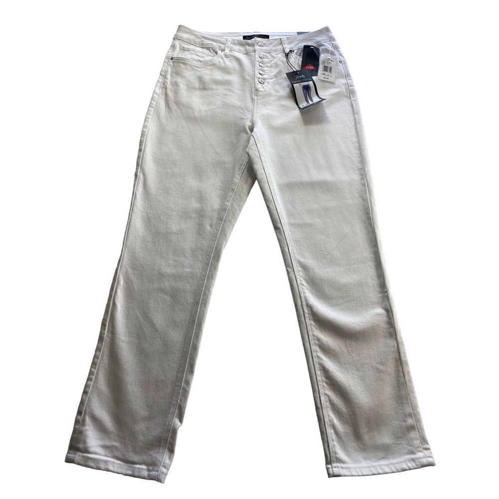ROYALTY Size 14 Vintage Stretch High Rise Ankle White Jeans